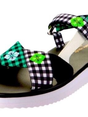 Kate Spade Green Gingham Wollie
Sandals